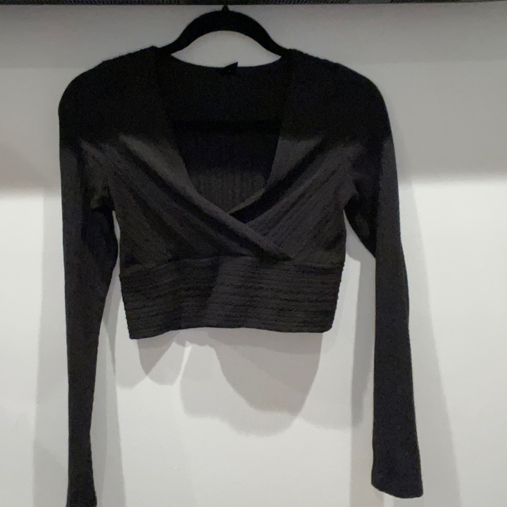 SHEIN Long sleeve knit crop top
